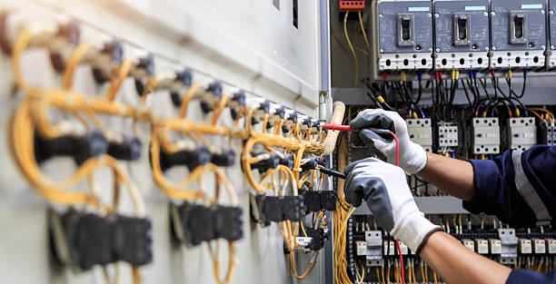 Professional Electrician technician working in Winter Gardens, CA